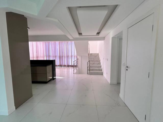 Casa / Sobrado em Condomínio para Venda em Florianópolis/SC Carvoeira 5 Quartos