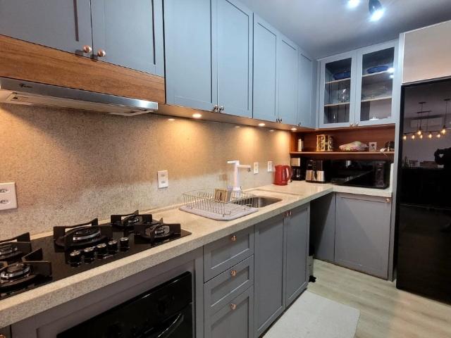 Casa / Sobrado em Condomínio para Venda em Florianópolis/SC Carianos 2 Quartos