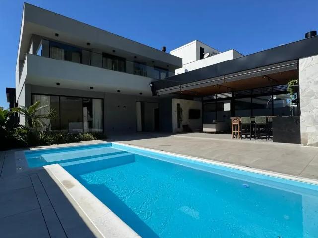 Casa / Sobrado em Condomínio para Venda em Florianópolis/SC Ingleses 5 Quartos