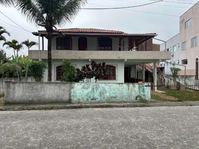 Casa / Sobrado em Condomínio para Venda em Florianópolis/SC Ingleses 5 Quartos