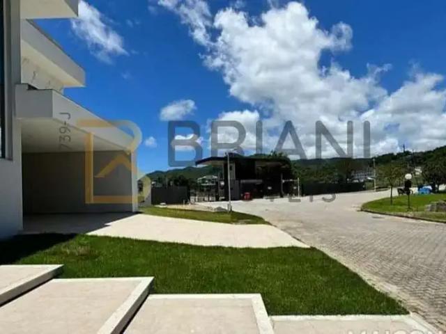 Casa / Sobrado em Condomínio para Venda em Florianópolis/SC Ingleses do Rio Vermelho 4 Quartos