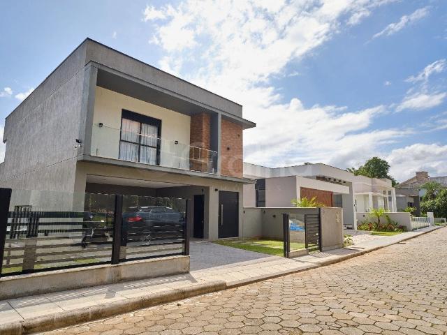 Casa / Sobrado em Condomínio para Venda em Florianópolis/SC Itacorubi 3 Quartos