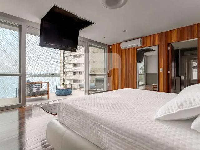 Casa / Sobrado em Condomínio para Venda em Florianópolis/SC João Paulo 5 Quartos