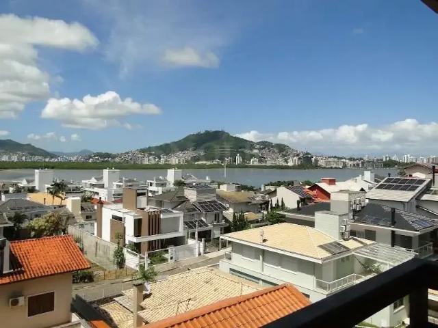Casa / Sobrado em Condomínio para Venda em Florianópolis/SC João Paulo 5 Quartos