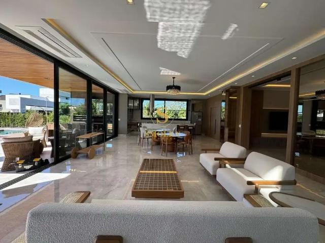 Casa / Sobrado em Condomínio para Venda em Florianópolis/SC Jurerê Internacional 4 Quartos