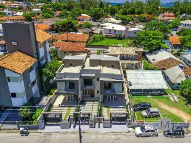 Casa / Sobrado em Condomínio para Venda em Florianópolis/SC Ponta das Canas 3 Quartos