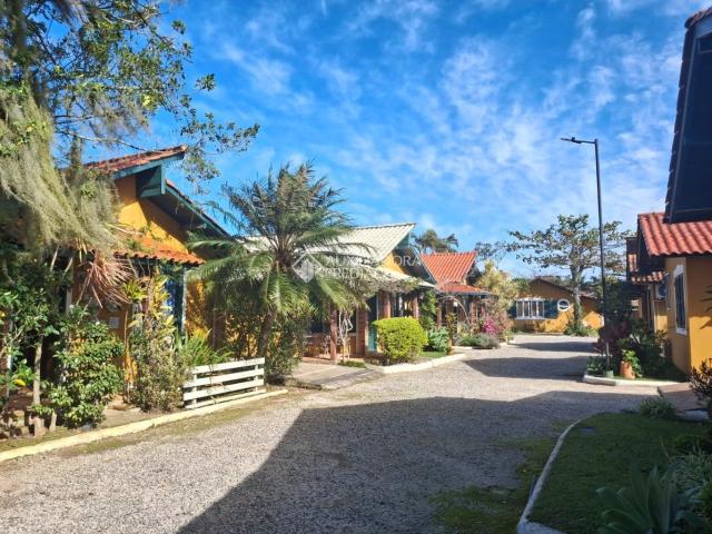 Casa / Sobrado em Condomínio para Venda em Florianópolis/SC Ponta das Canas 1 Quartos