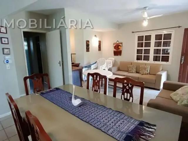 Casa / Sobrado em Condomínio para Venda em Florianópolis/SC Ponta das Canas 4 Quartos