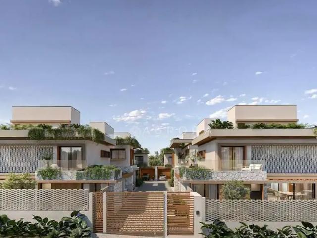 Casa / Sobrado em Condomínio para Venda em Florianópolis/SC Rio Tavares 4 Quartos