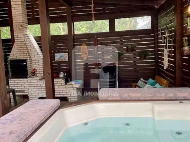 Casa / Sobrado em Condomínio para Venda em Florianópolis/SC Rio Tavares 3 Quartos