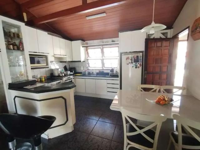 Casa / Sobrado em Condomínio para Venda em Florianópolis/SC Rio Tavares 3 Quartos