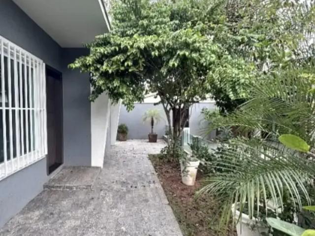 Casa / Sobrado em Condomínio para Venda em Florianópolis/SC São João do Rio Vermelho 2 Quartos