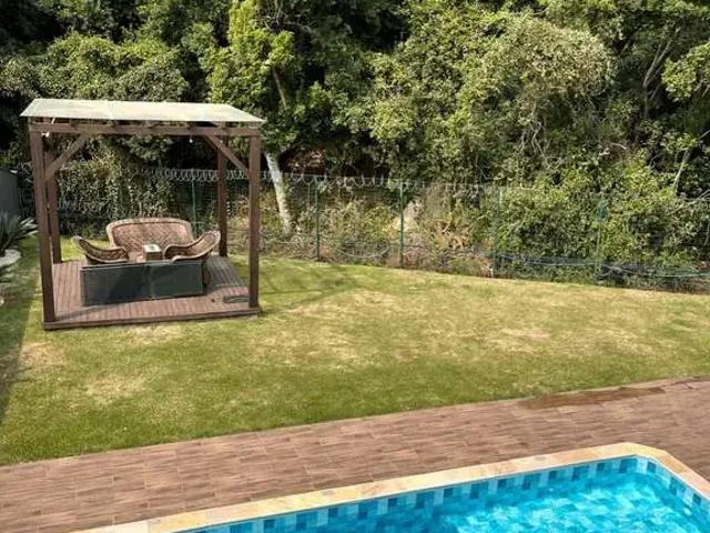 Casa / Sobrado em Condomínio para Venda em Florianópolis/SC São João do Rio Vermelho 4 Quartos