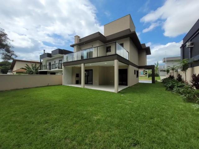 Casa / Sobrado em Condomínio para Venda em Florianópolis/SC São João do Rio Vermelho 4 Quartos