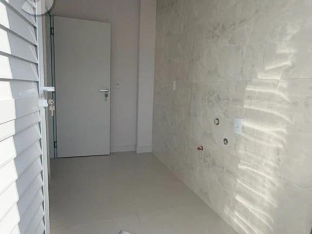 Casa / Sobrado em Condomínio para Venda em Florianópolis/SC São João do Rio Vermelho 4 Quartos