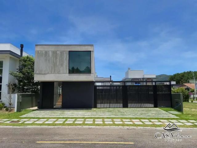 Casa / Sobrado em Condomínio para Venda em Florianópolis/SC São João do Rio Vermelho 4 Quartos