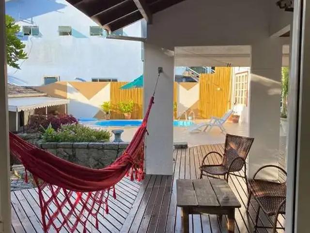 Casa / Sobrado em Condomínio para Venda em Florianópolis/SC Sambaqui 2 Quartos