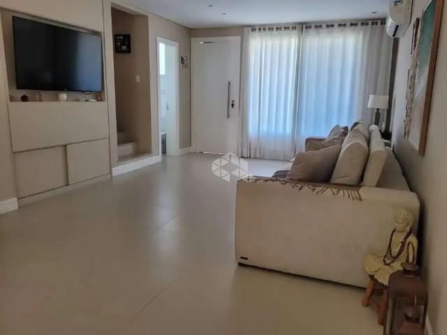 Casa / Sobrado em Condomínio para Venda em Florianópolis/SC Sambaqui 3 Quartos