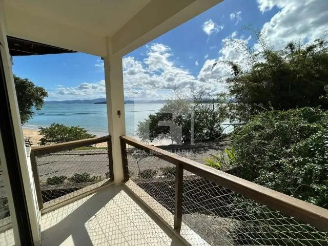 Casa / Sobrado em Condomínio para Venda em Florianópolis/SC Sambaqui 3 Quartos