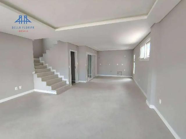 Casa / Sobrado em Condomínio para Venda em Florianópolis/SC Santa Mônica 3 Quartos