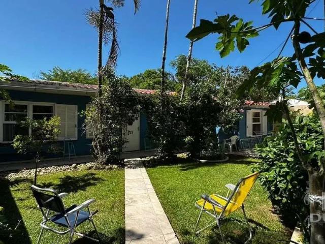 Casa / Sobrado em Condomínio para Venda em Florianópolis/SC Santa Mônica 7 Quartos