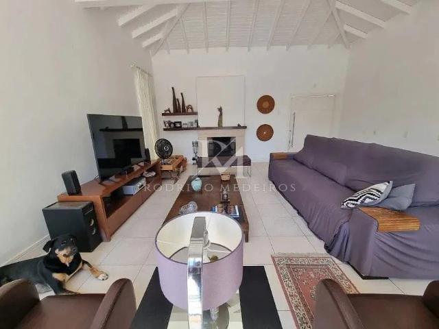 Casa / Sobrado em Condomínio para Venda em Florianópolis/SC Santa Mônica 4 Quartos