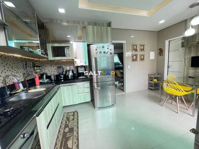 Casa / Sobrado em Condomínio para Venda em Fortaleza/CE Maraponga 4 Quartos