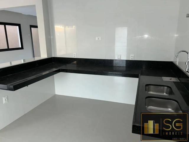 Casa / Sobrado em Condomínio para Venda em Fortaleza/CE Maraponga 4 Quartos
