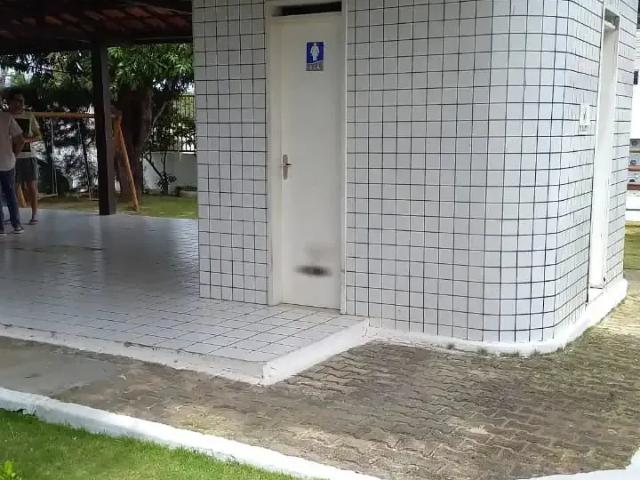 Casa / Sobrado em Condomínio para Venda em Fortaleza/CE Maraponga 5 Quartos