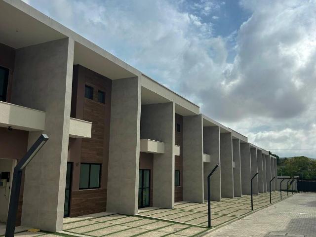 Casa / Sobrado em Condomínio para Venda em Fortaleza/CE Maraponga 2 Quartos