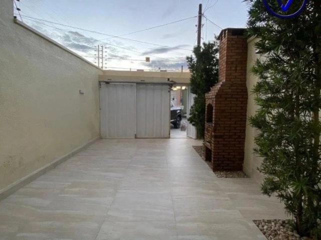 Casa / Sobrado em Condomínio para Venda em Fortaleza/CE Maraponga 3 Quartos