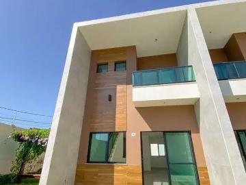 Casa / Sobrado em Condomínio para Venda em Fortaleza/CE Maraponga 3 Quartos