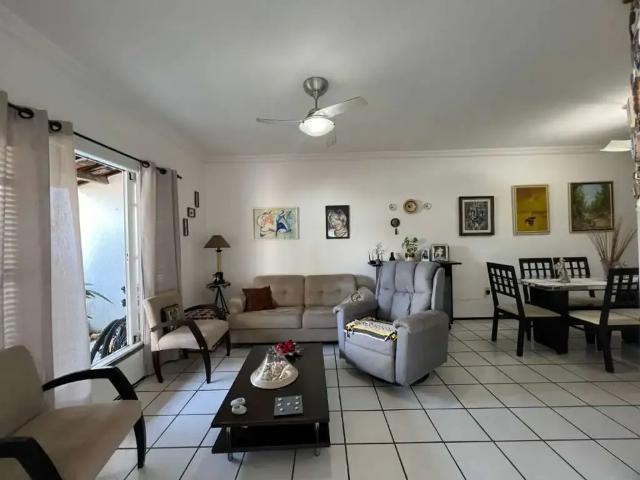 Casa / Sobrado em Condomínio para Venda em Fortaleza/CE Edson Queiroz 3 Quartos