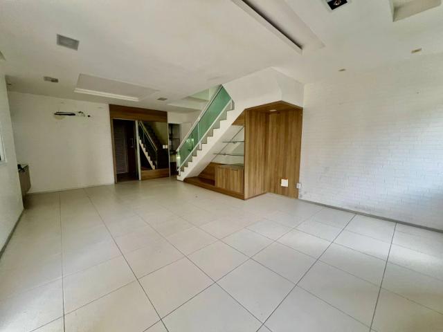 Casa / Sobrado em Condomínio para Venda em Fortaleza/CE José de Alencar 3 Quartos