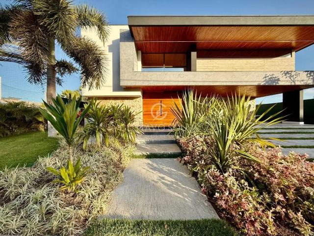 Casa / Sobrado em Condomínio para Venda em Fortaleza/CE Lagoa Redonda 5 Quartos