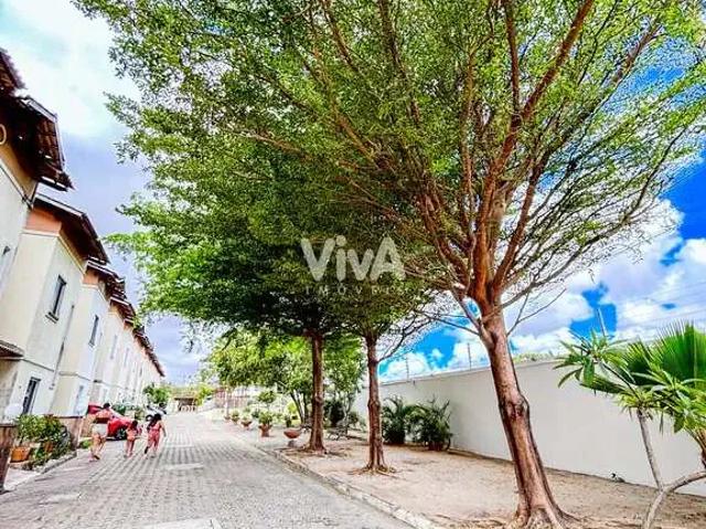 Casa / Sobrado em Condomínio para Venda em Fortaleza/CE Passaré 2 Quartos