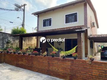 Casa / Sobrado em Condomínio para Venda em Fortaleza/CE São Bento 4 Quartos