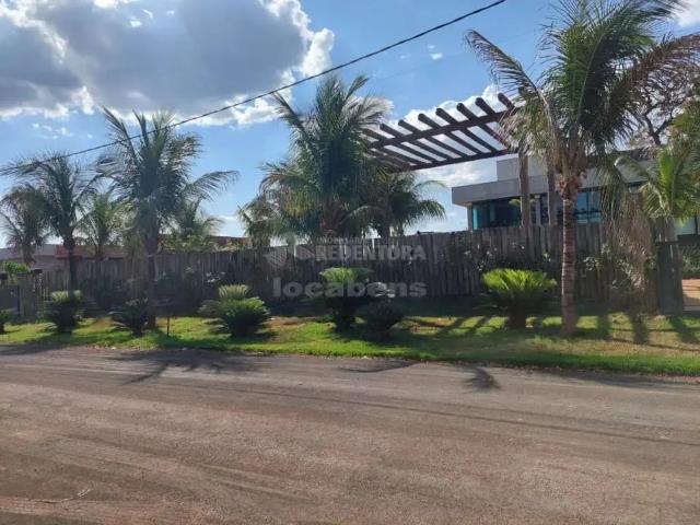 Casa / Sobrado em Condomínio para Venda em Fronteira/MG Zona Rural 4 Quartos