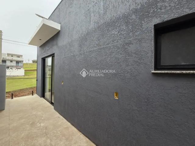 Casa / Sobrado em Condomínio para Venda em Guaíba/RS Coronel Nassuca 3 Quartos