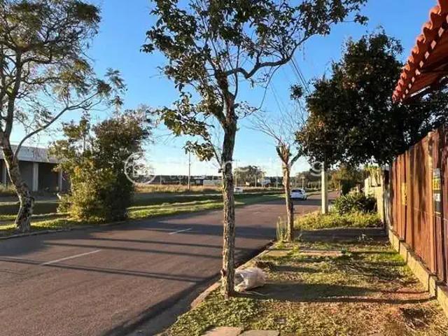 Casa / Sobrado em Condomínio para Venda em Guaíba/RS Parque 35 4 Quartos