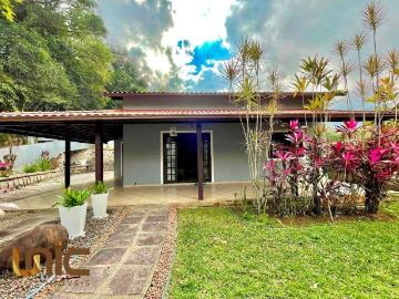 Casa / Sobrado em Condomínio para Venda em Guapimirim/RJ Iconha 2 Quartos