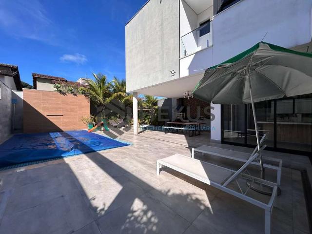 Casa / Sobrado em Condomínio para Venda em Guarujá/SP Balneário Praia do Pernambuco 4 Quartos