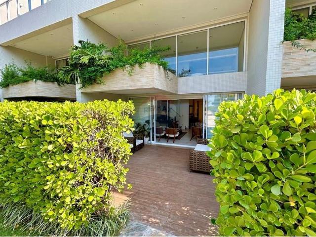 Casa / Sobrado em Condomínio para Venda em Guarujá/SP Balneário Praia do Pernambuco 5 Quartos