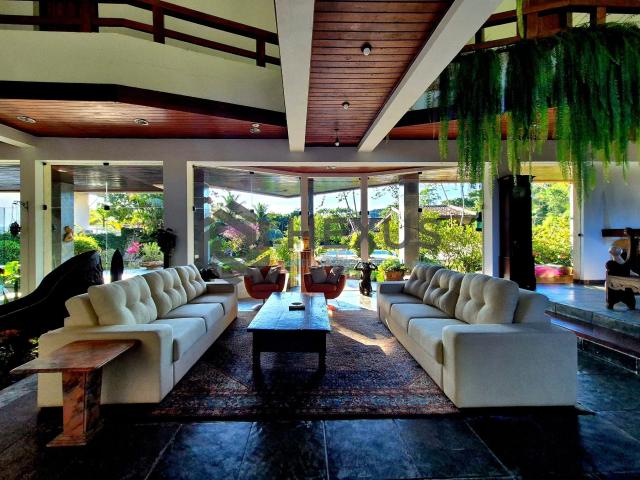 Casa / Sobrado em Condomínio para Venda em Guarujá/SP Balneário Praia do Pernambuco 6 Quartos