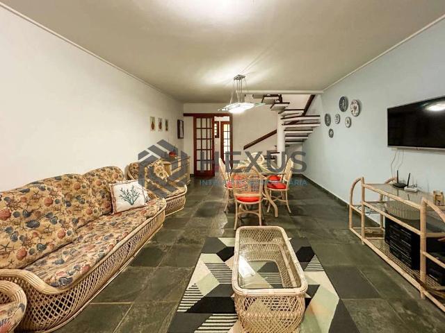 Casa / Sobrado em Condomínio para Venda em Guarujá/SP Enseada 2 Quartos