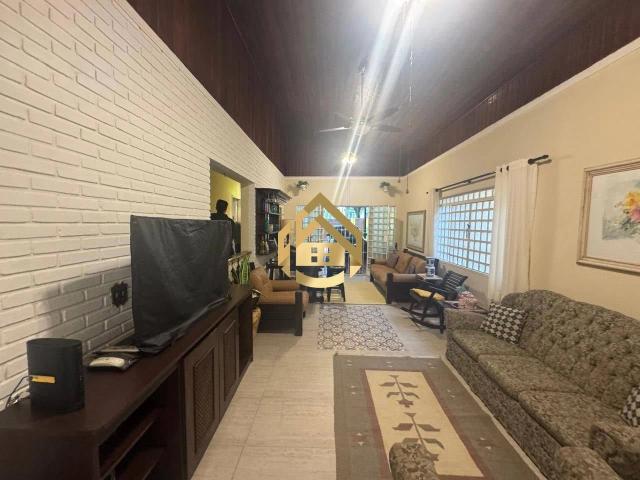 Casa / Sobrado em Condomínio para Venda em Guarujá/SP Enseada 3 Quartos