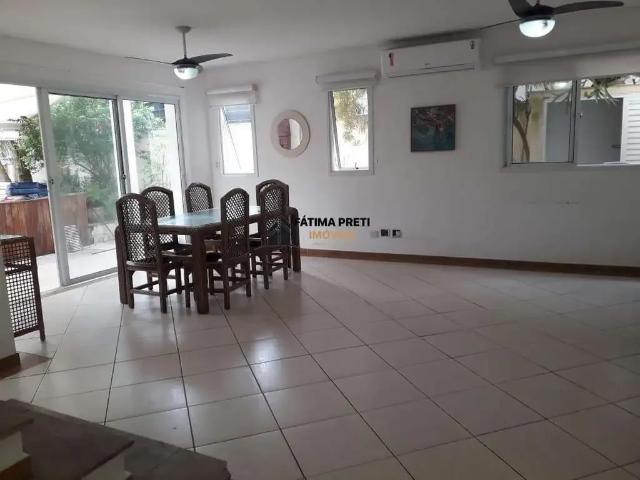 Casa / Sobrado em Condomínio para Venda em Guarujá/SP Enseada 3 Quartos