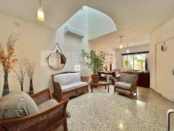 Casa / Sobrado em Condomínio para Venda em Guarujá/SP Enseada 4 Quartos