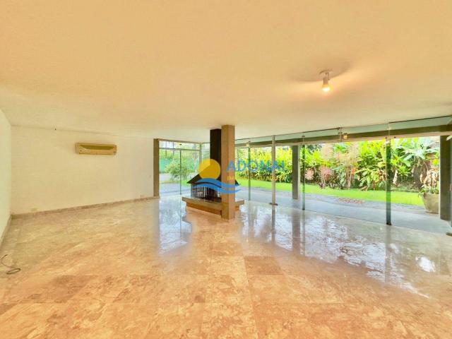 Casa / Sobrado em Condomínio para Venda em Guarujá/SP Enseada 5 Quartos