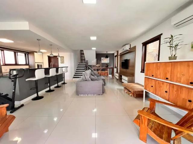 Casa / Sobrado em Condomínio para Venda em Guarujá/SP Enseada 5 Quartos